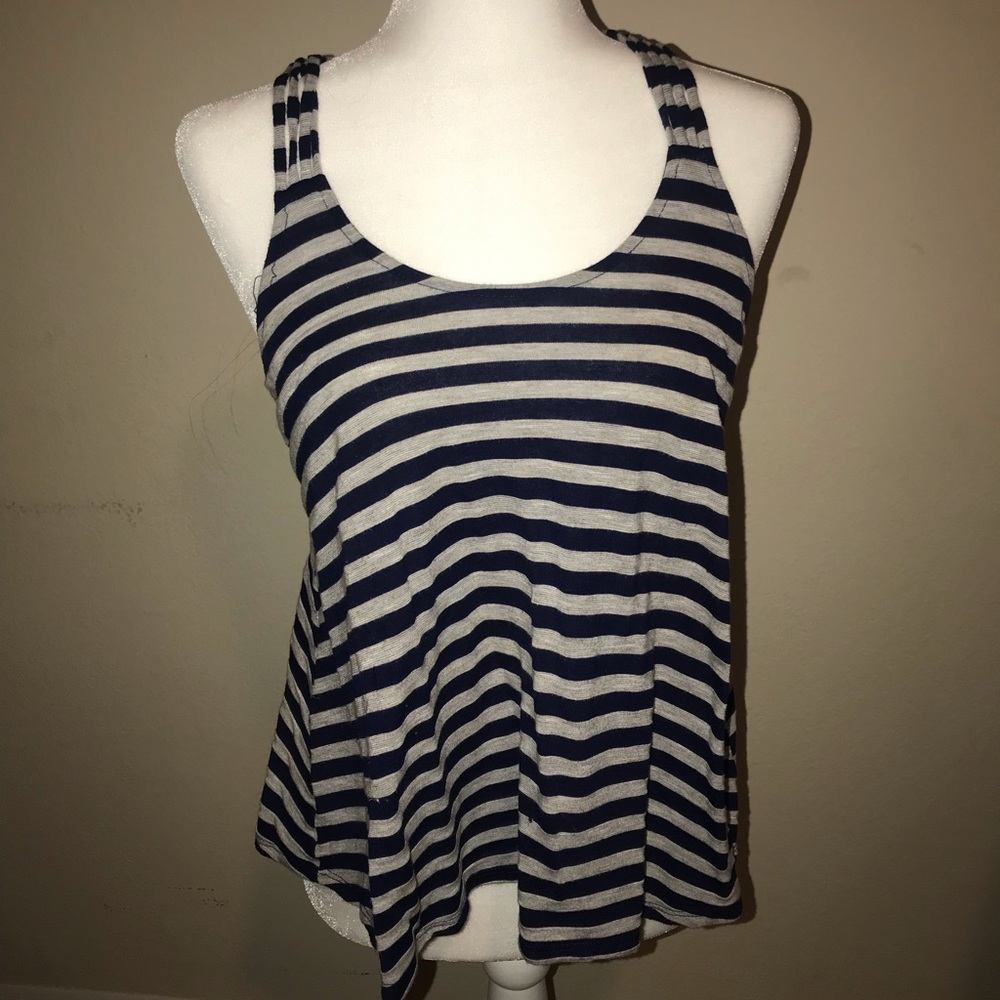 No Boundaries summer top